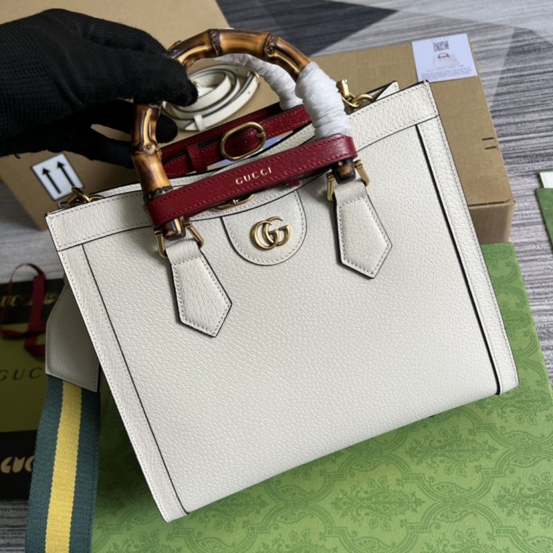 Gvc*1 tote bags
